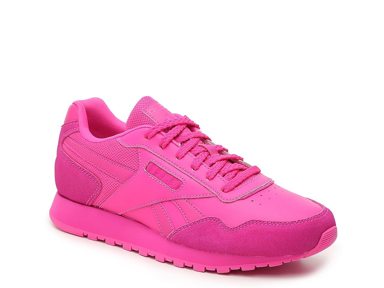 Classic Run Sneaker in Pink | Lyst