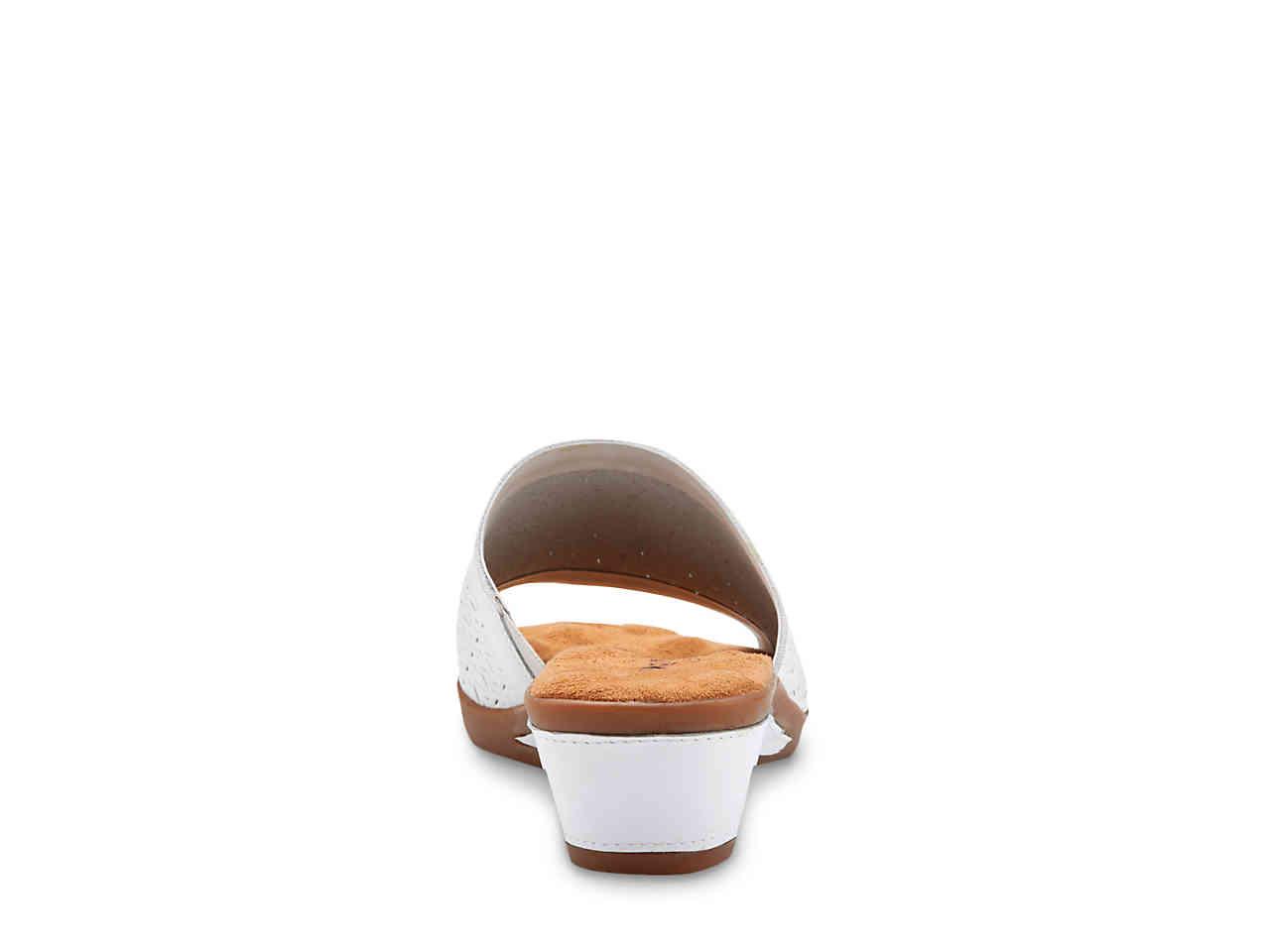 Walking Cradles Leather Kaye Sandal in White - Lyst