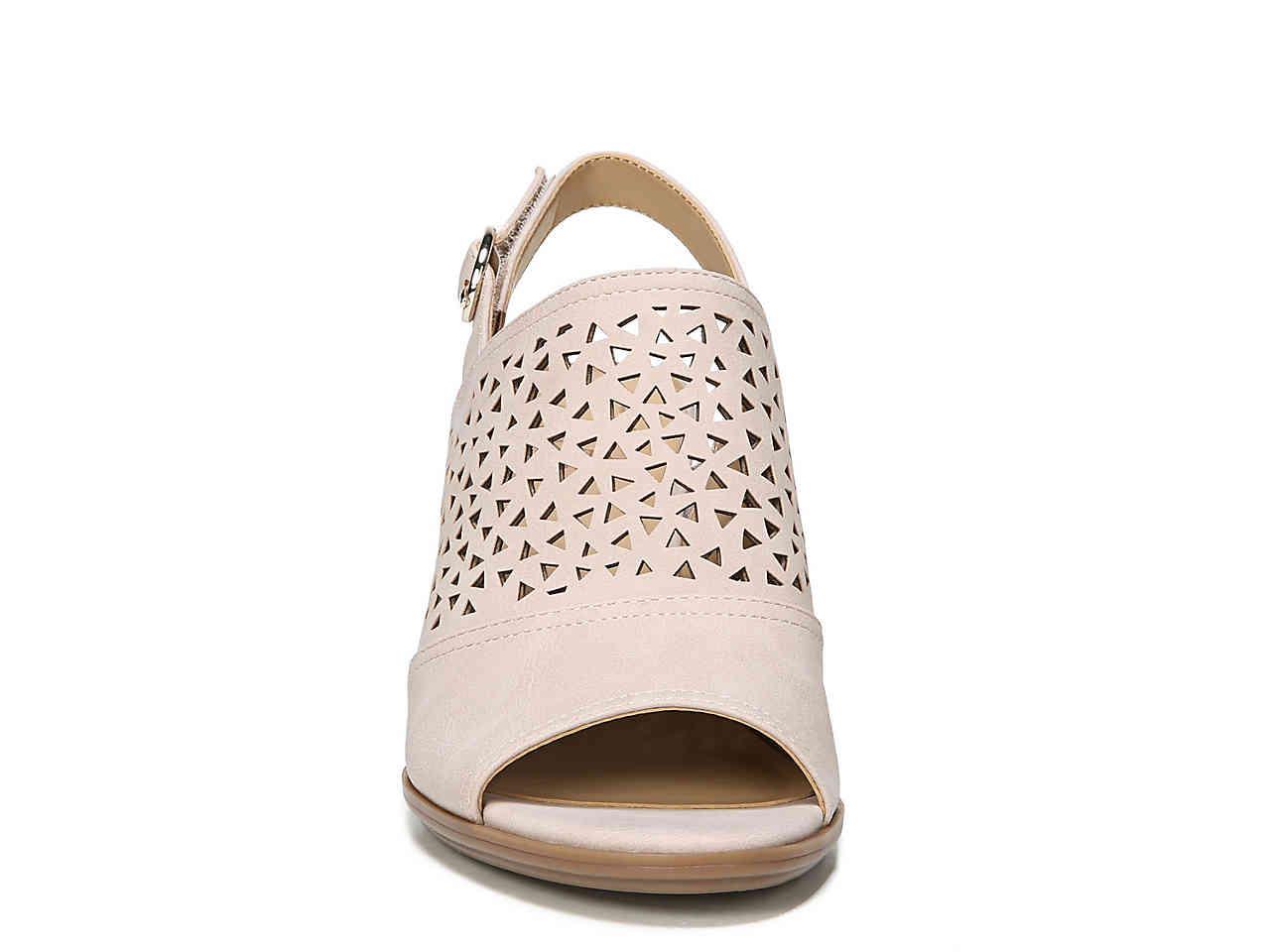 naturalizer lennie 2 sandal