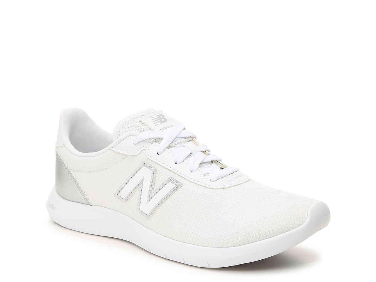 New Balance 514 Sneaker in White/Silver 