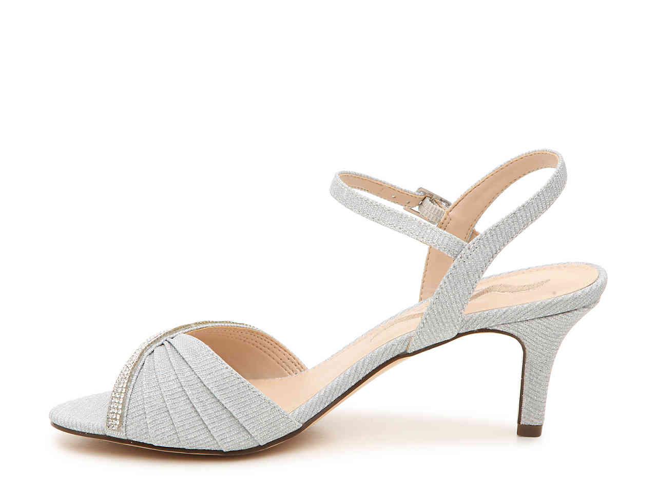 nina nicasia sandal