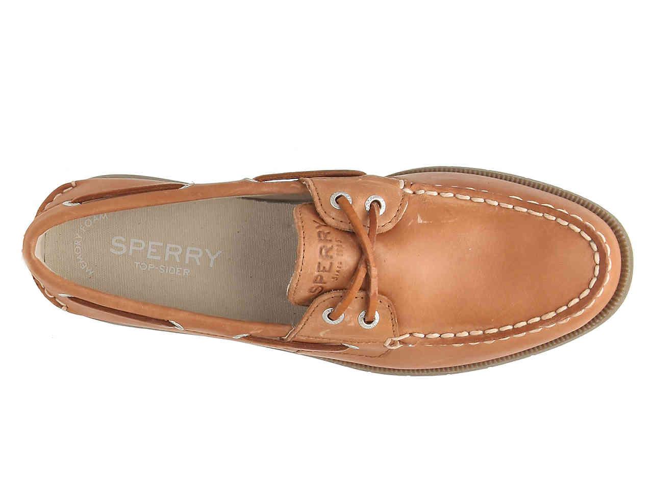 sperry conway kiltie