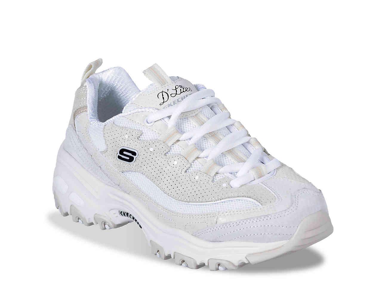 Skechers D'lites Free Energy In Off White Suede - Lyst