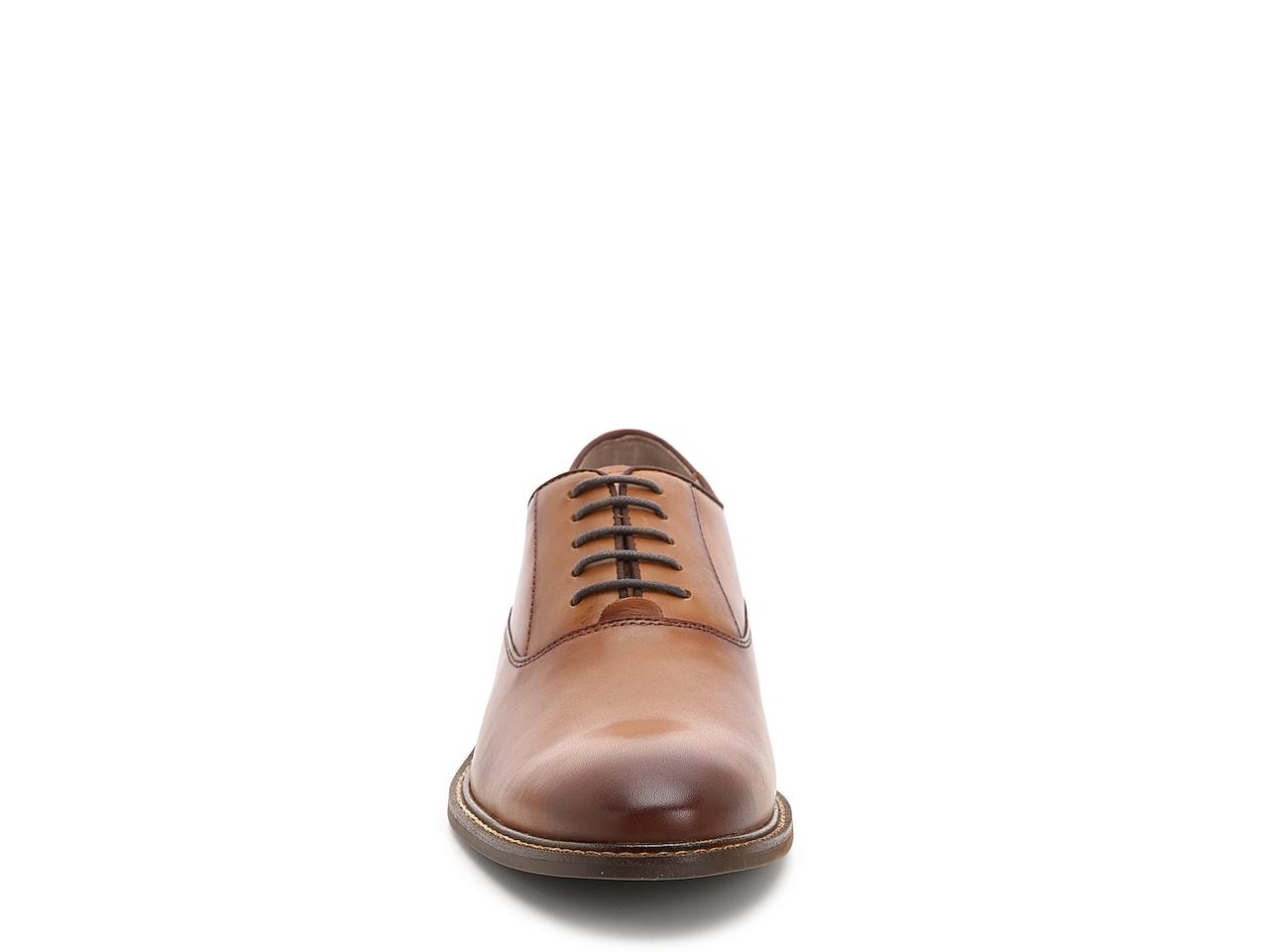 Vince Camuto Lawson Oxford in Brown for 