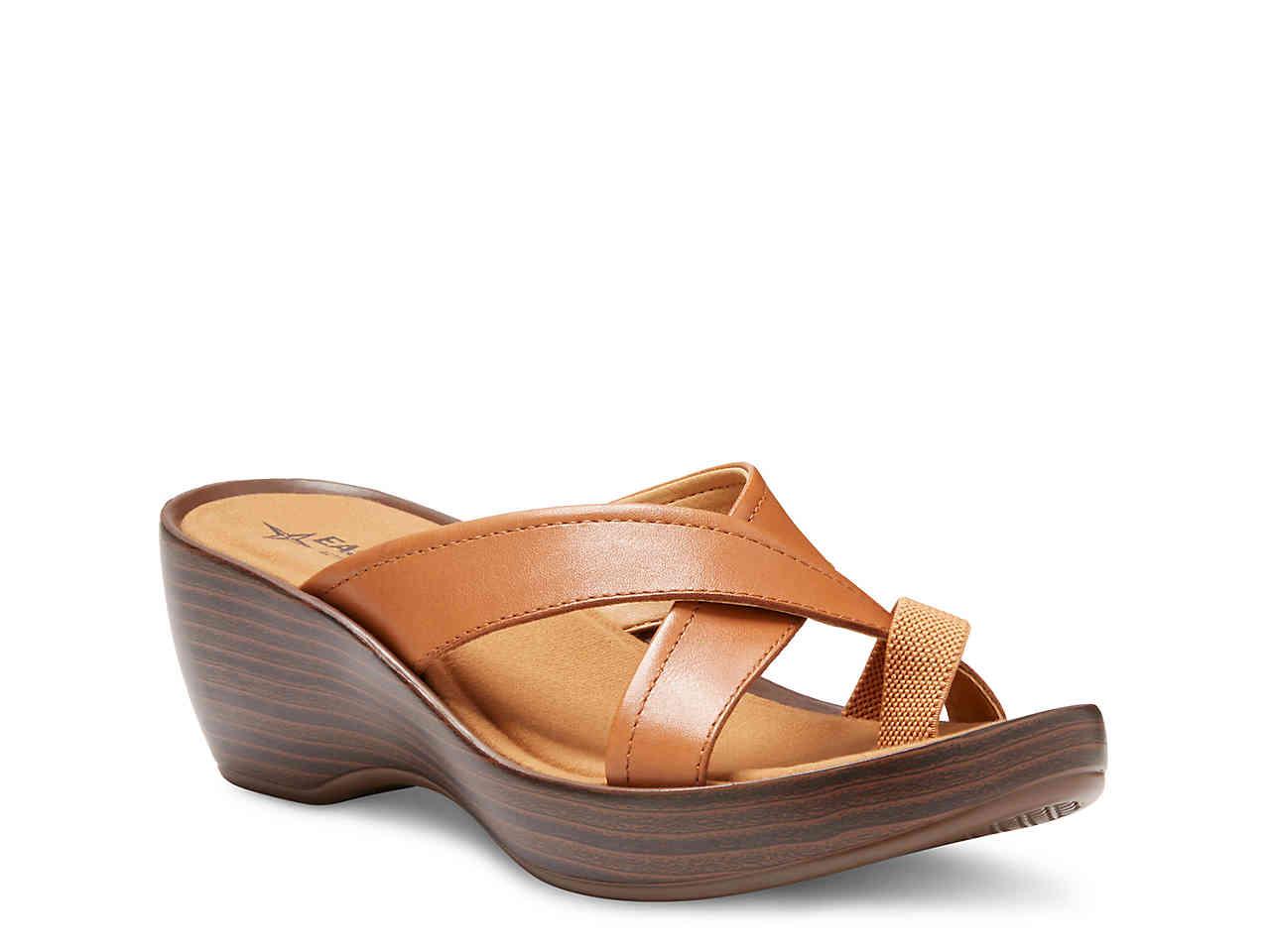 eastland willow wedge sandal
