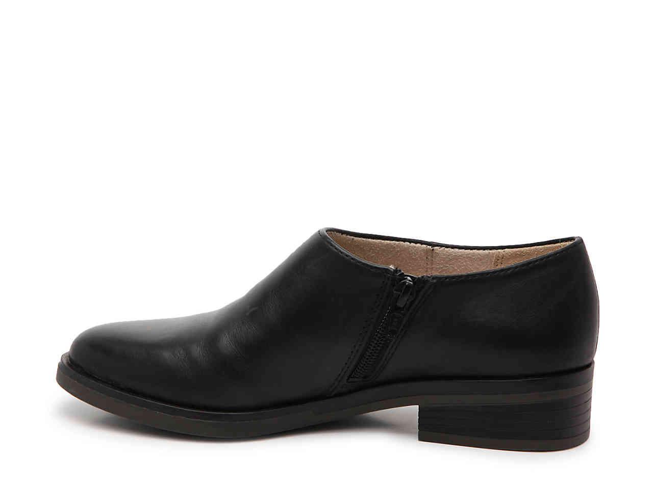 naturalizer reagan bootie