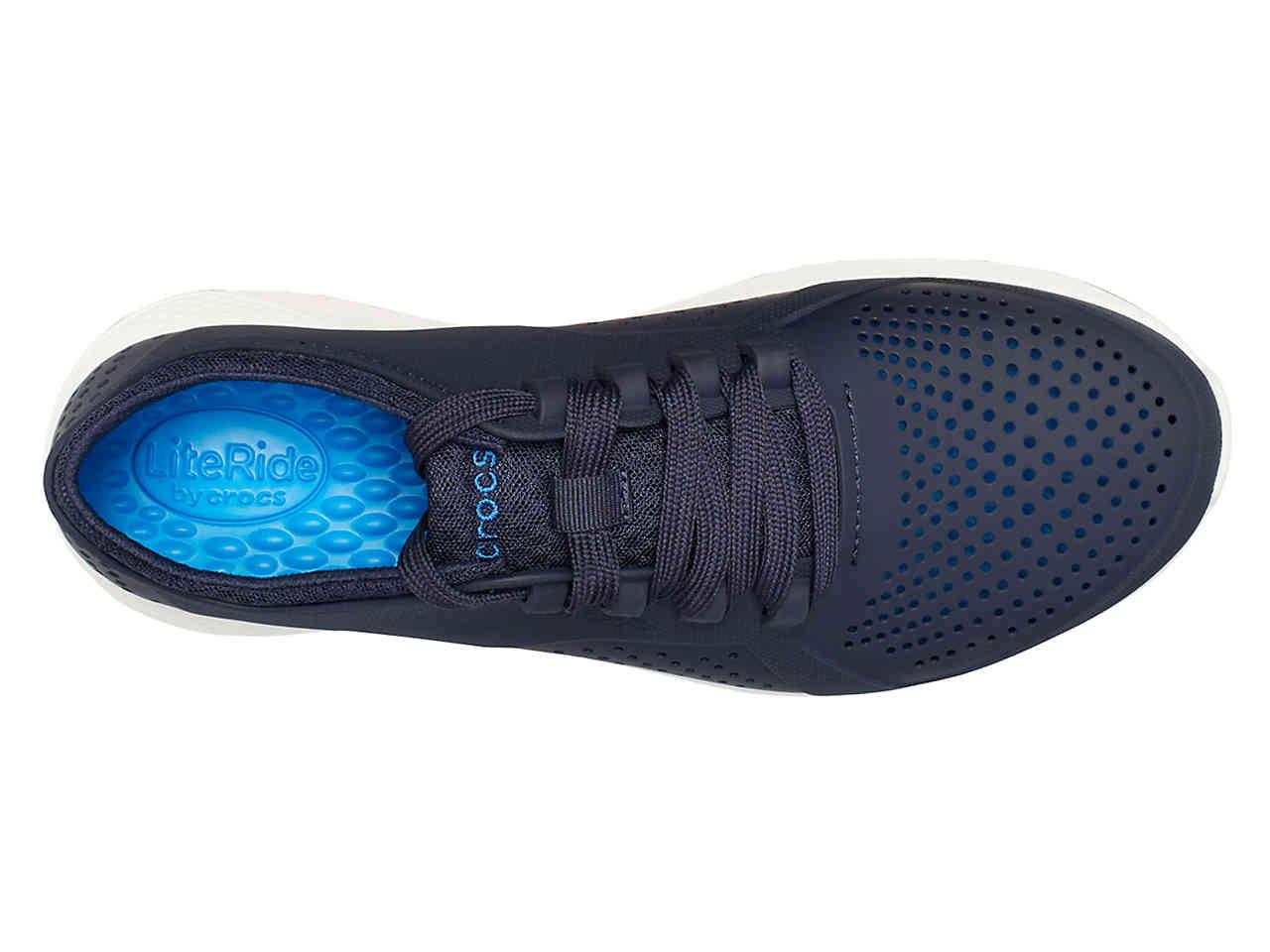 black platform tevas