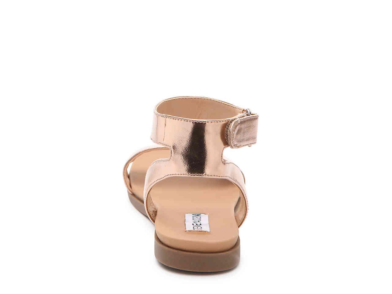 steve madden meghan flat sandal