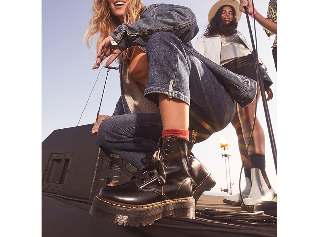 dr martens molly platform boot