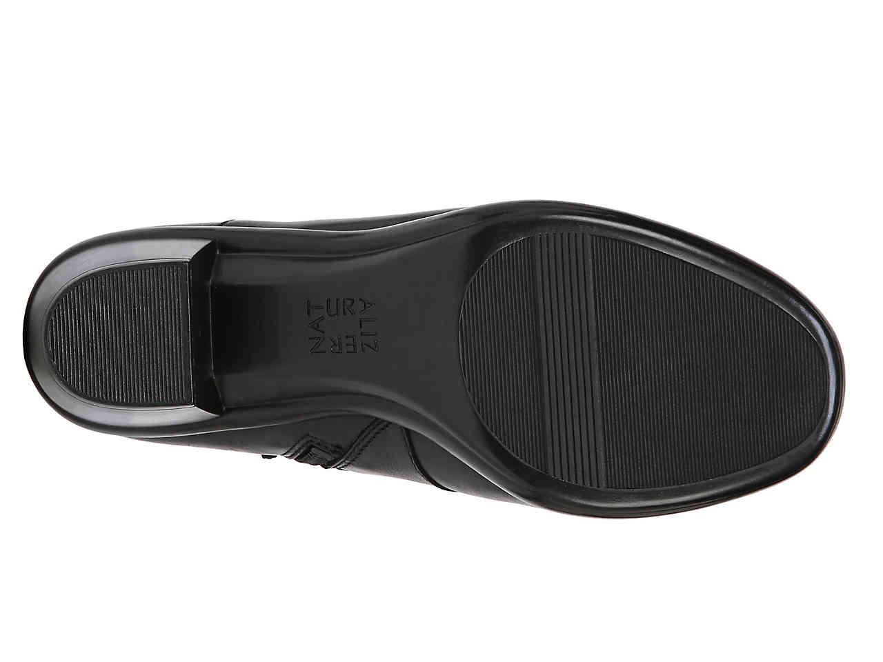 naturalizer emilia bootie