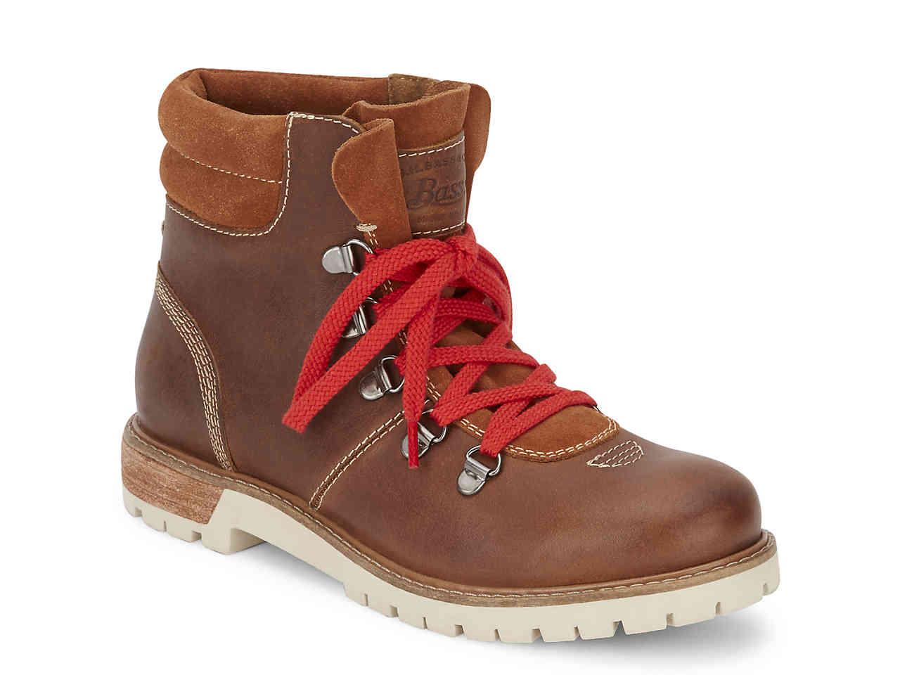 nadine hiker boot