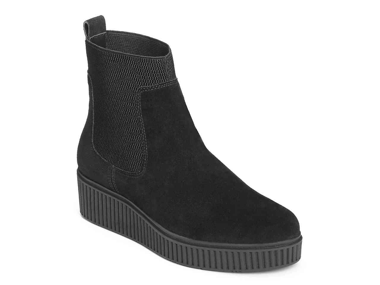 trending sports shoes