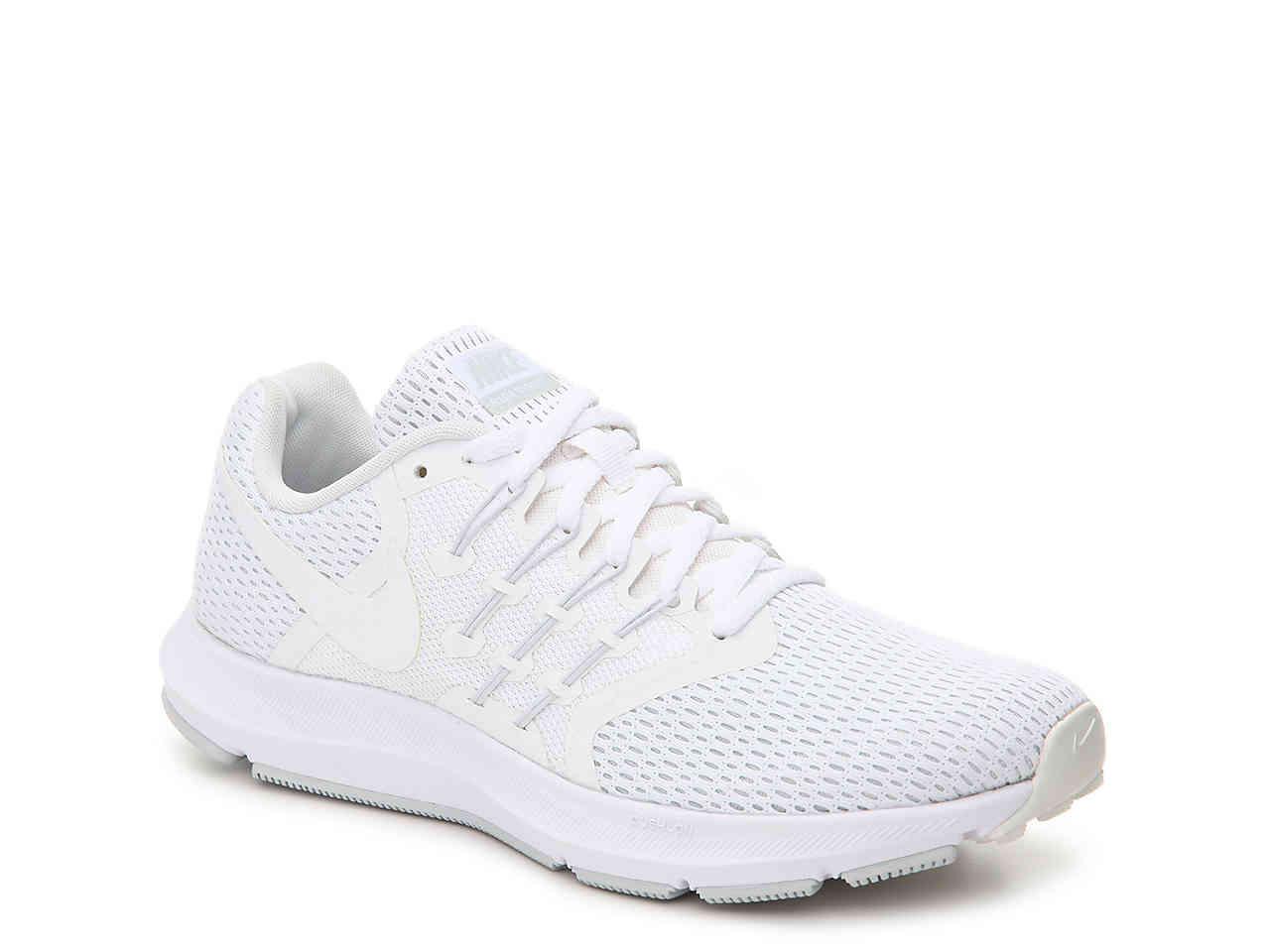 nike run swift lightweight running shoe