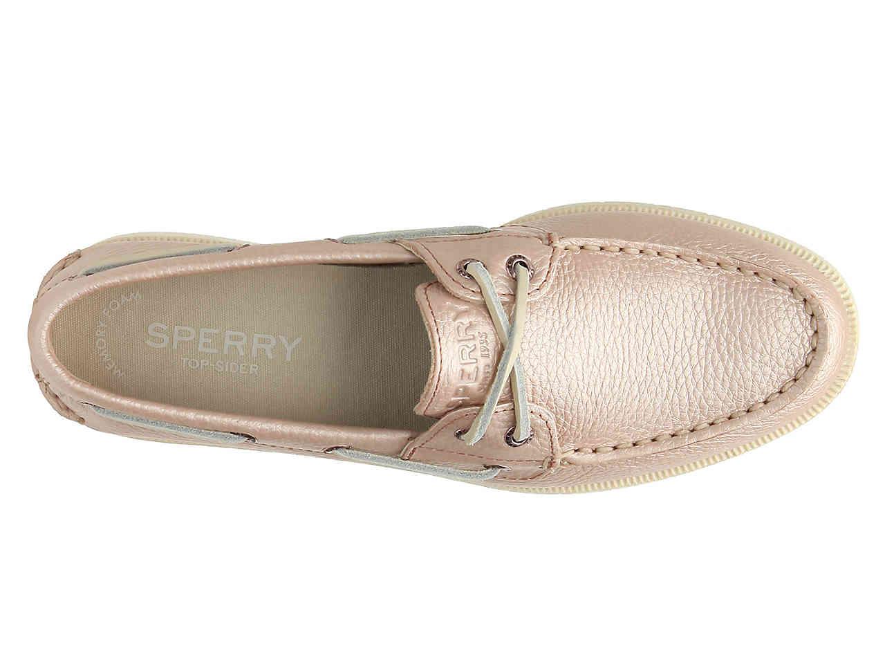 conway boat shoe