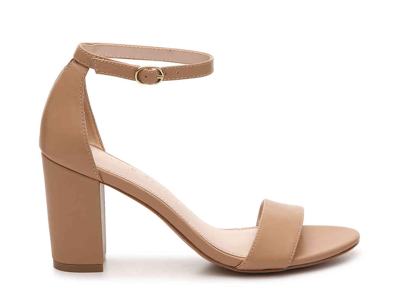 kelly and katie hailee sandal