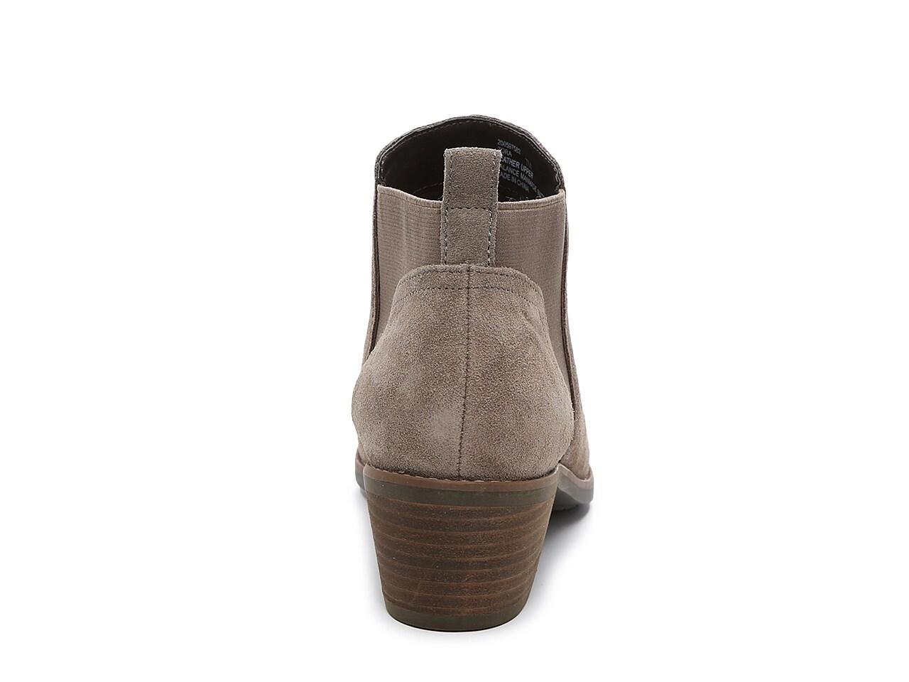 Kelly \u0026 Katie Zora Chelsea Boot in 
