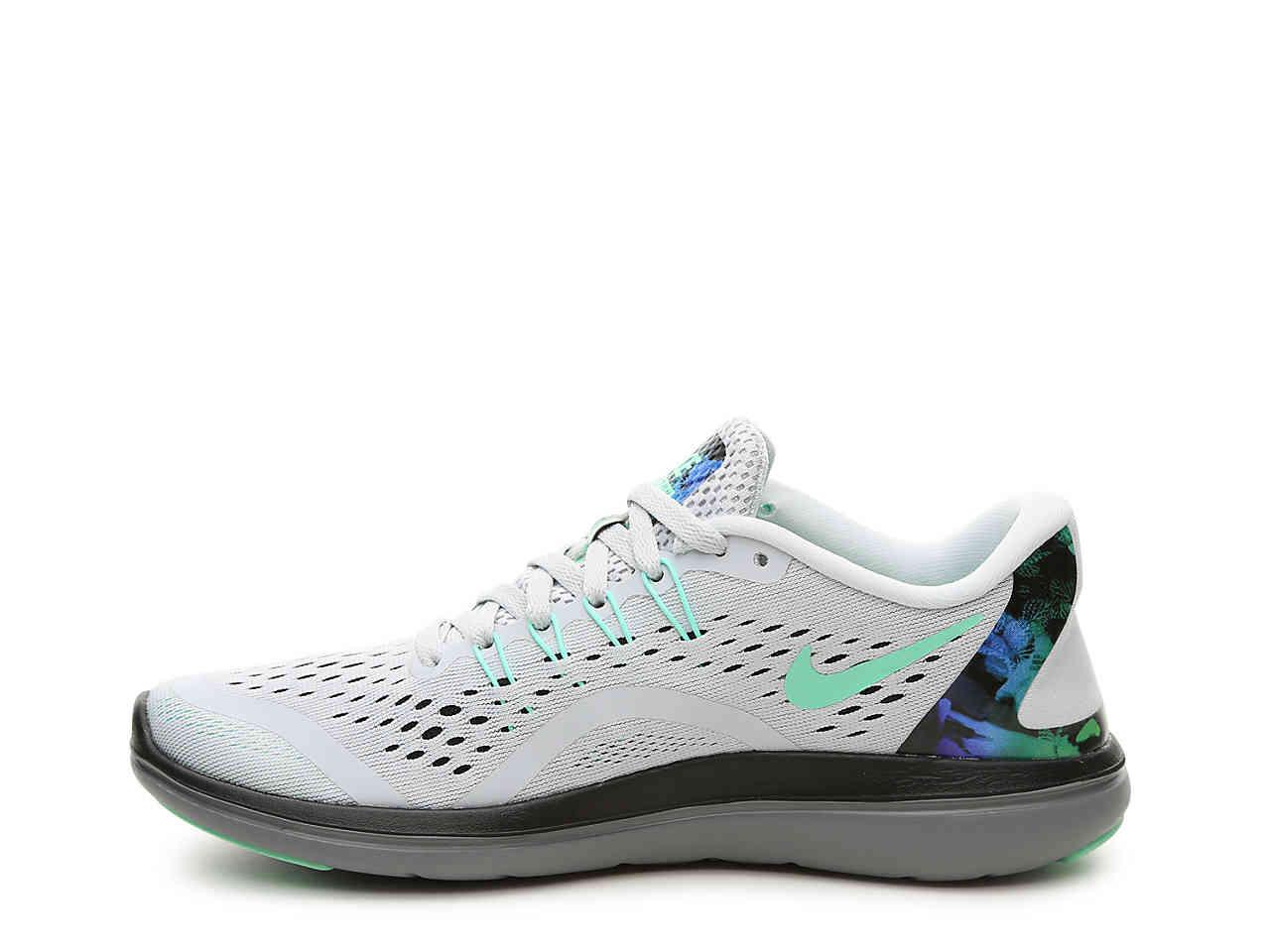 flex 2017 rn lightweight running shoe