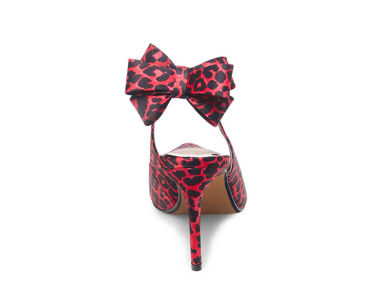 betsey johnson remy pump