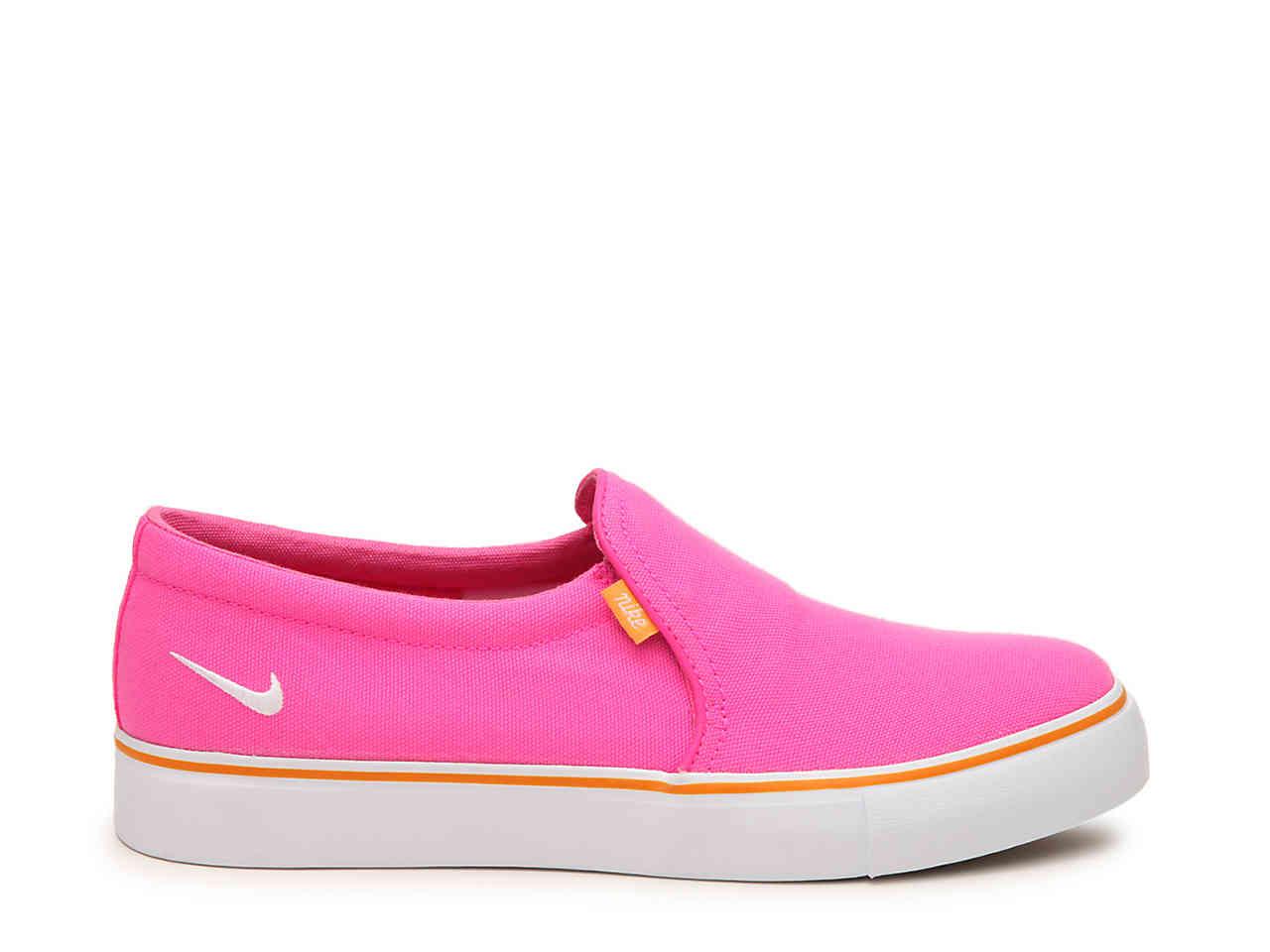 womens slip on nike