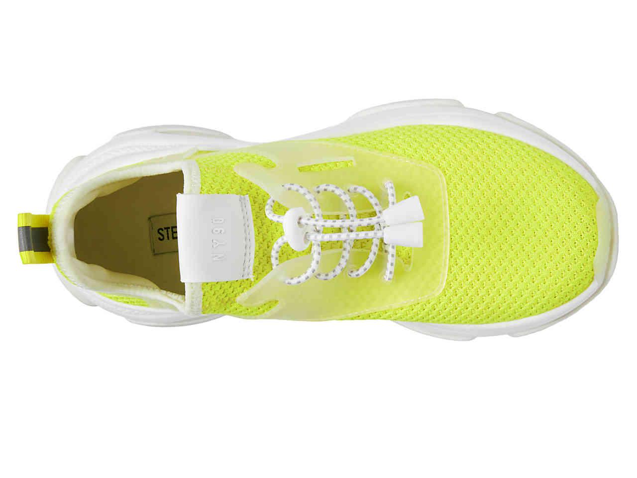 myles yellow steve madden