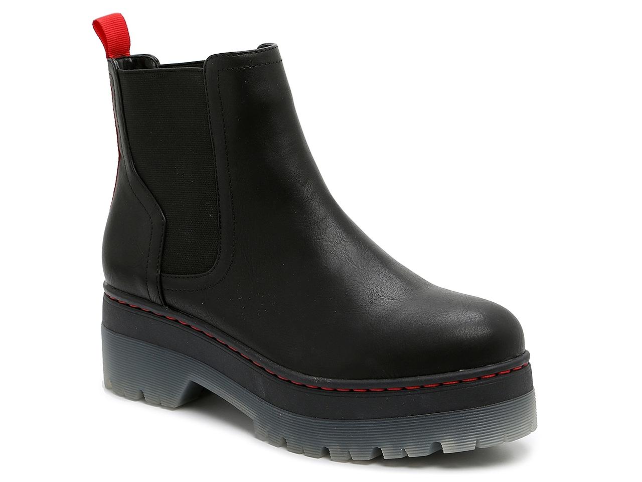 mia cayson boot