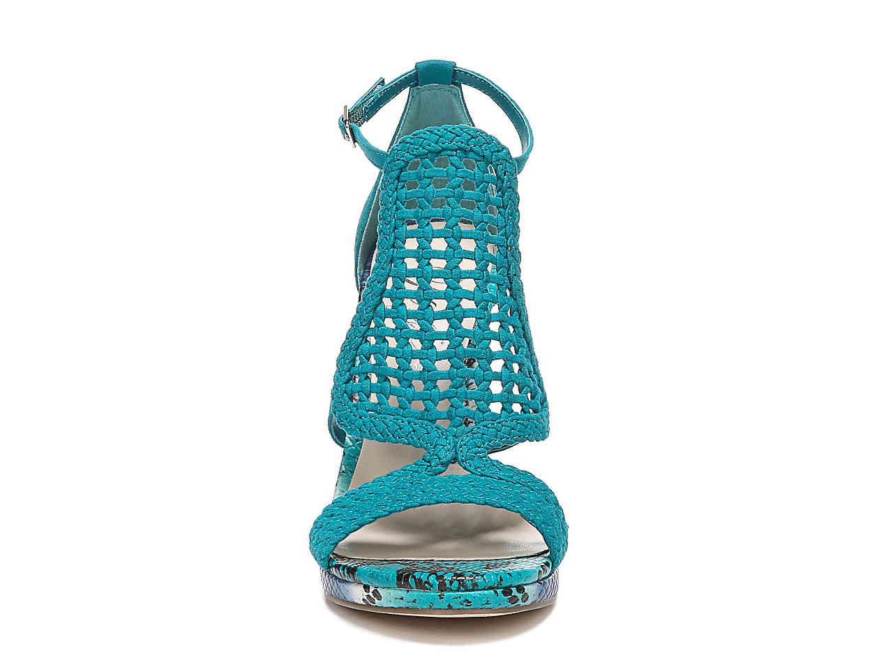 fergie catalina heels