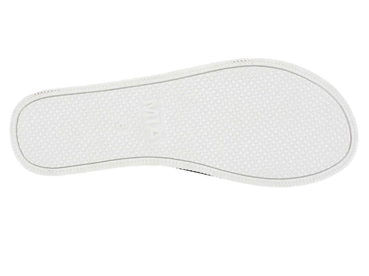 mia zion platform sandal