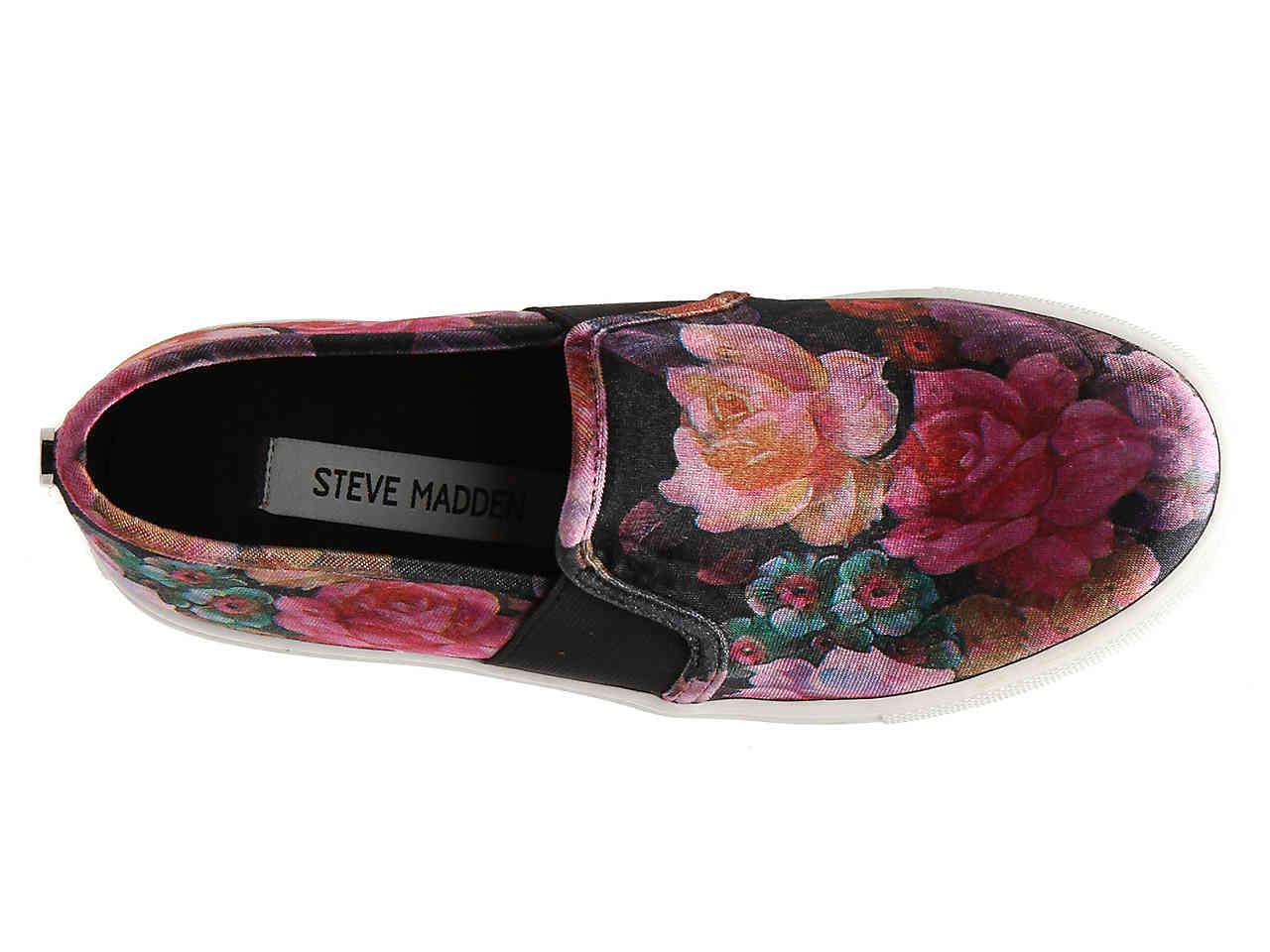 steve madden velvet slip ons