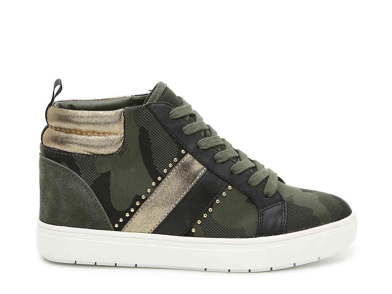 steve madden gusty wedge sneaker