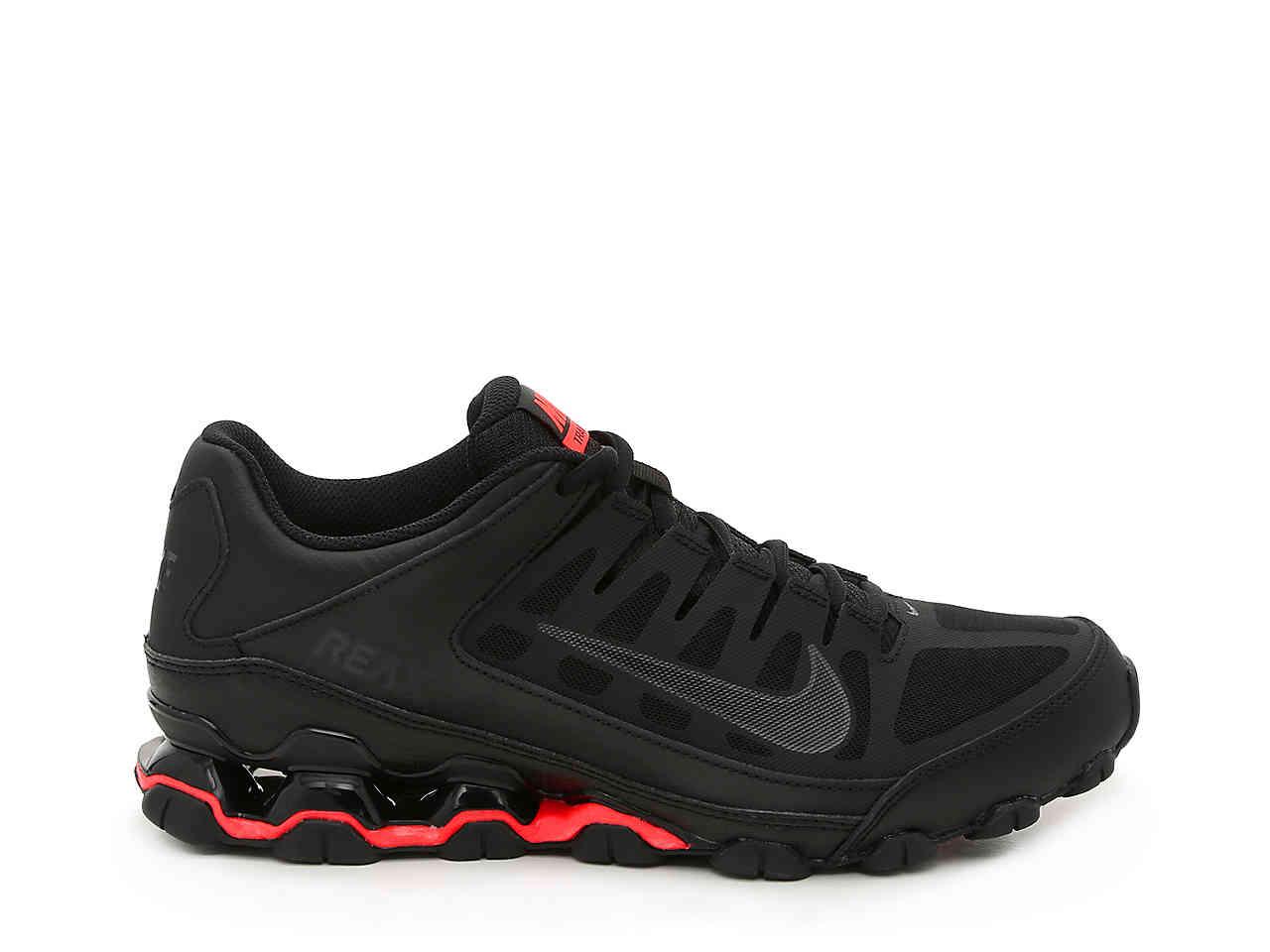 Black nike reax hot sale