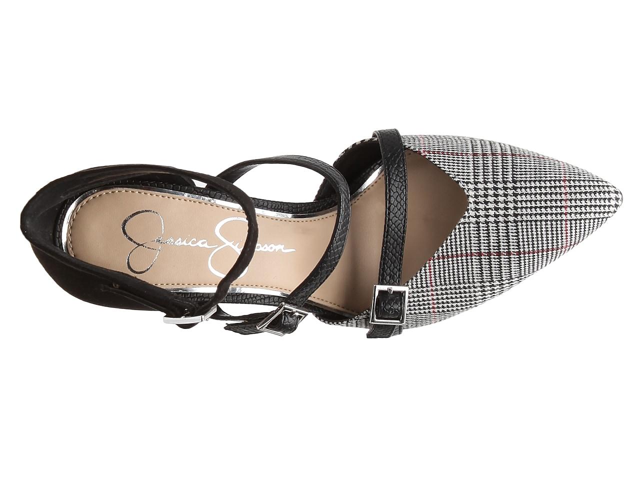 jessica simpson princia pump