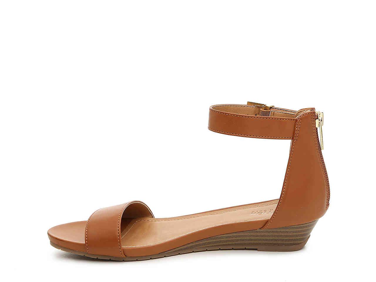 kenneth cole reaction great race wedge sandal