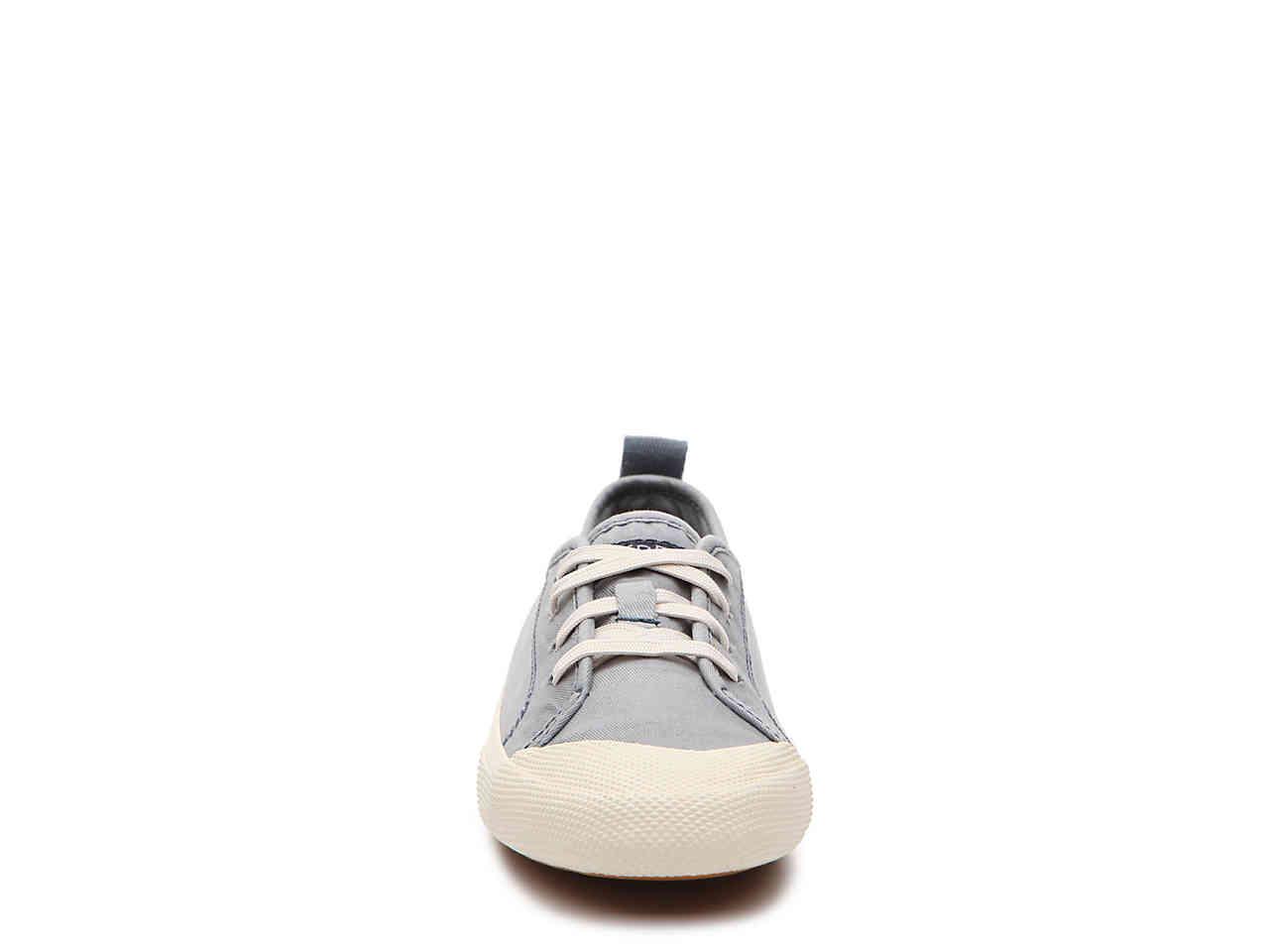 sperry breeze sneaker
