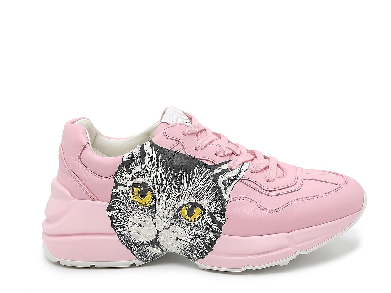 periscoop Tenslotte Kruik Gucci Rhyton Sneaker in Pink | Lyst