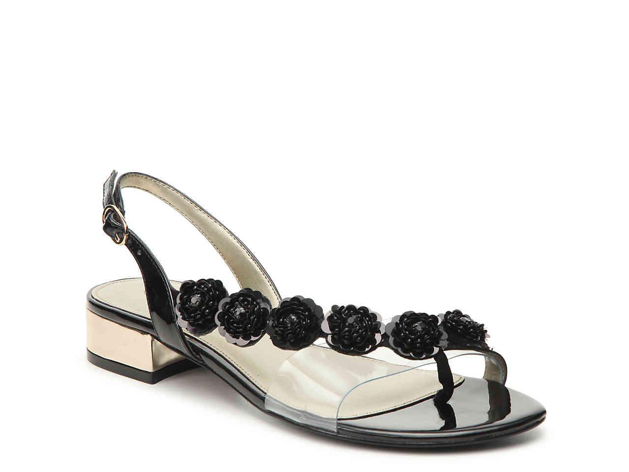 adrianna papell daisy sandal