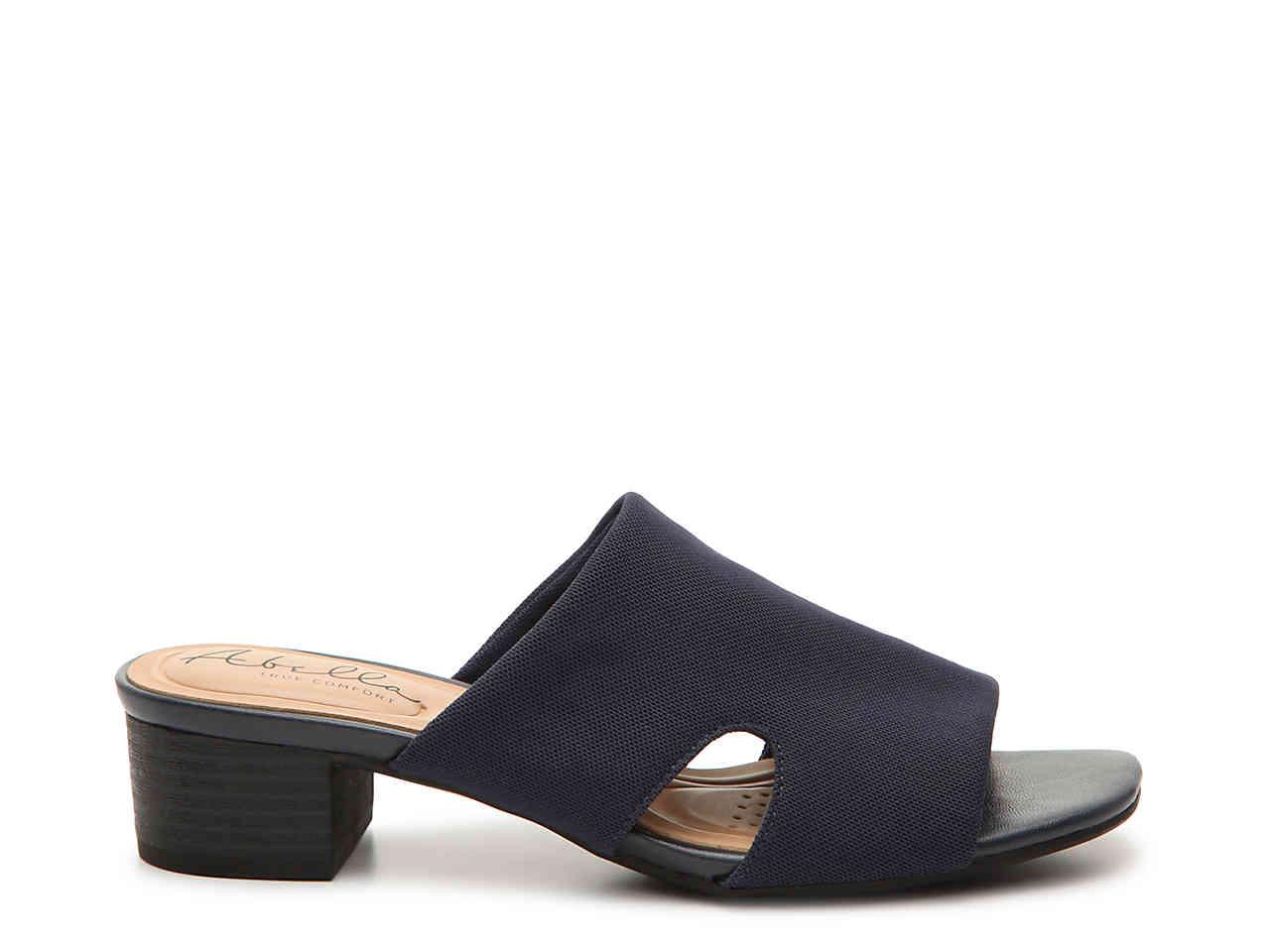 Marquee Sandal in Navy (Blue 