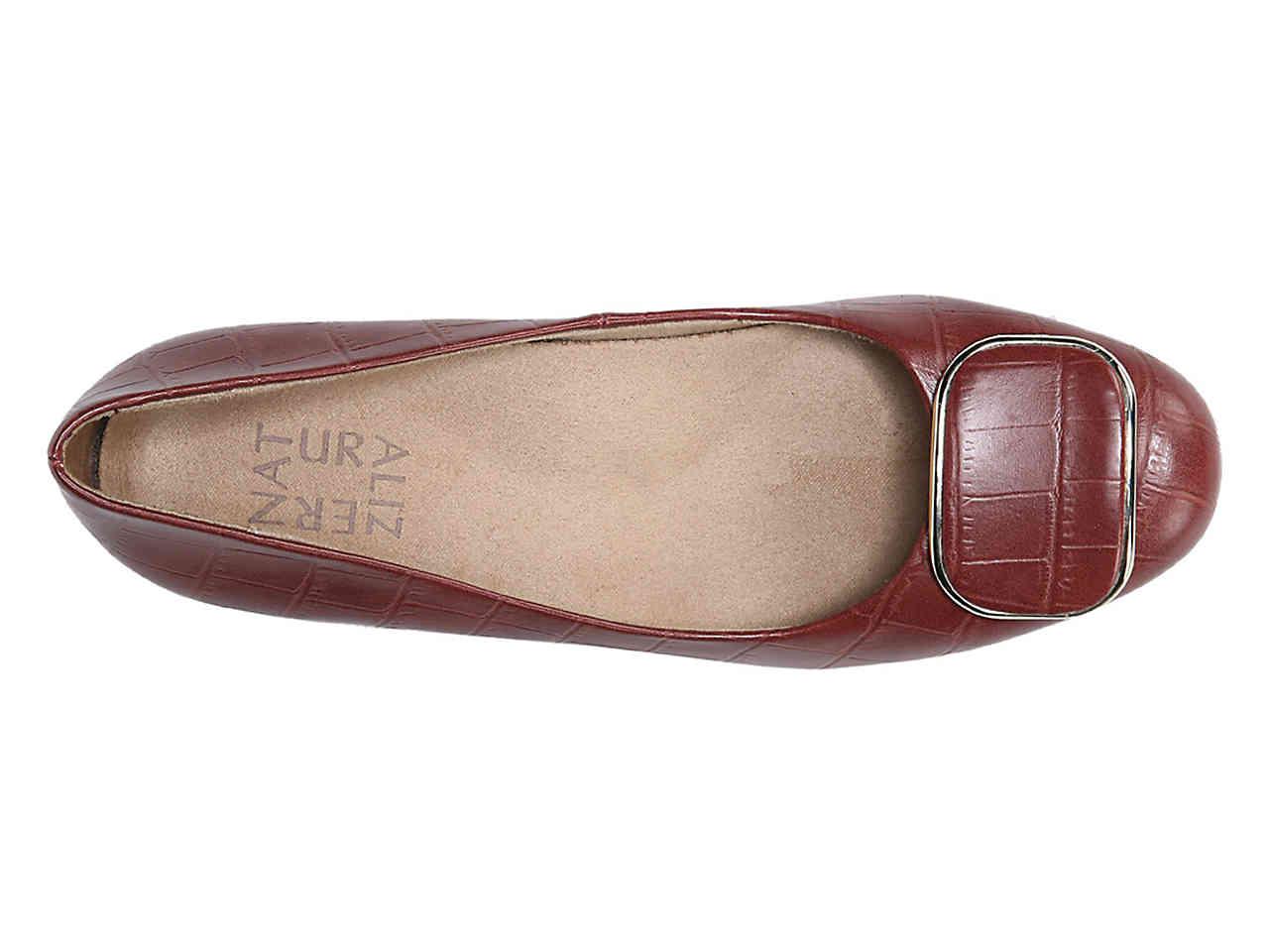 naturalizer donley pump