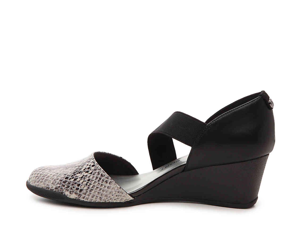 anne klein women's tara wedge pump