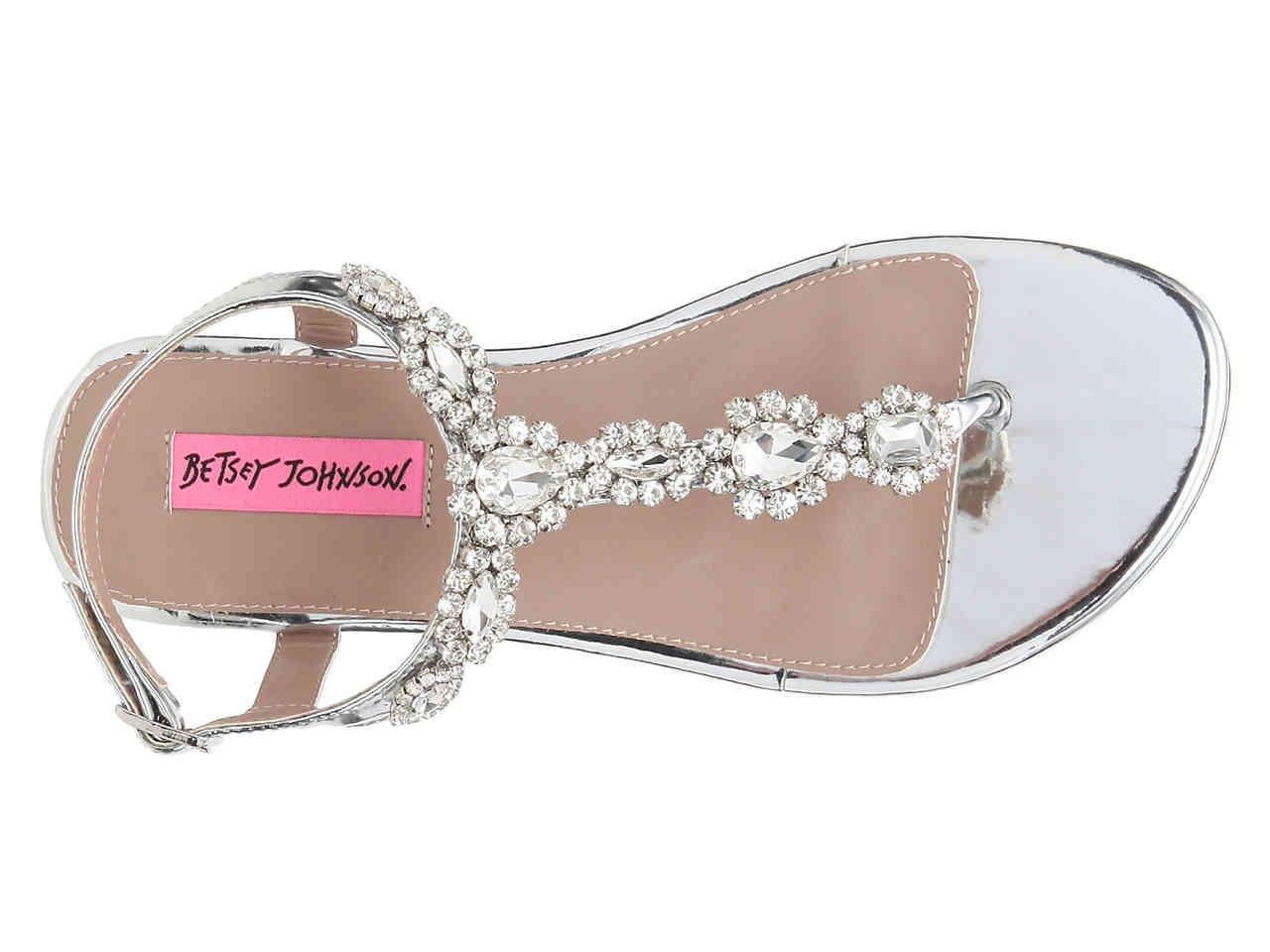 betsey johnson flat sandals