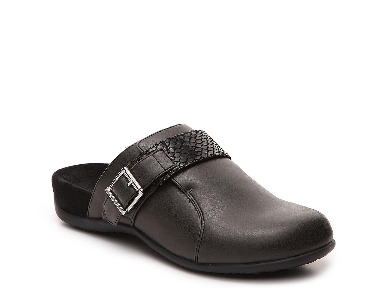 Vionic clog outlet