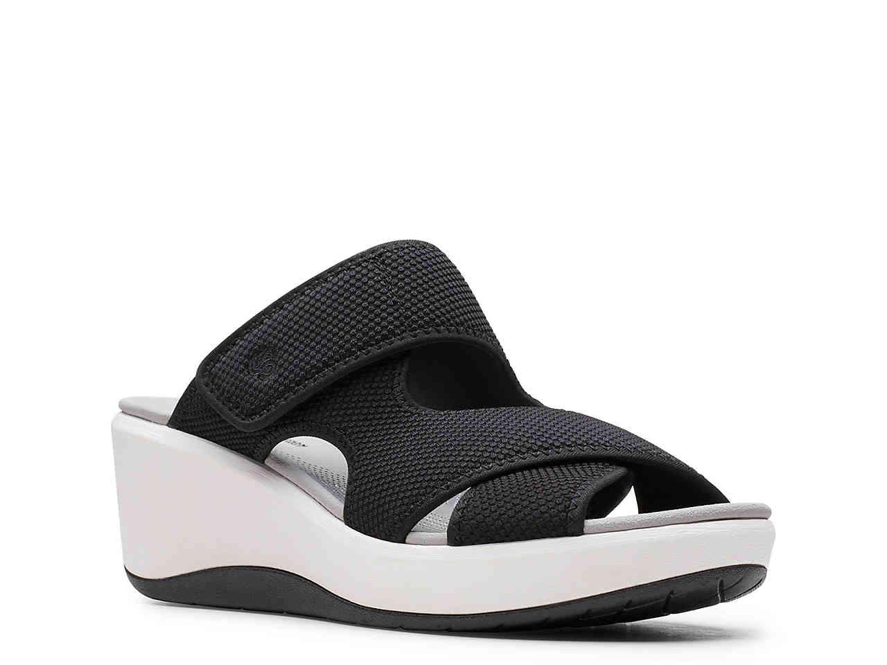 clarks black cloudsteppers