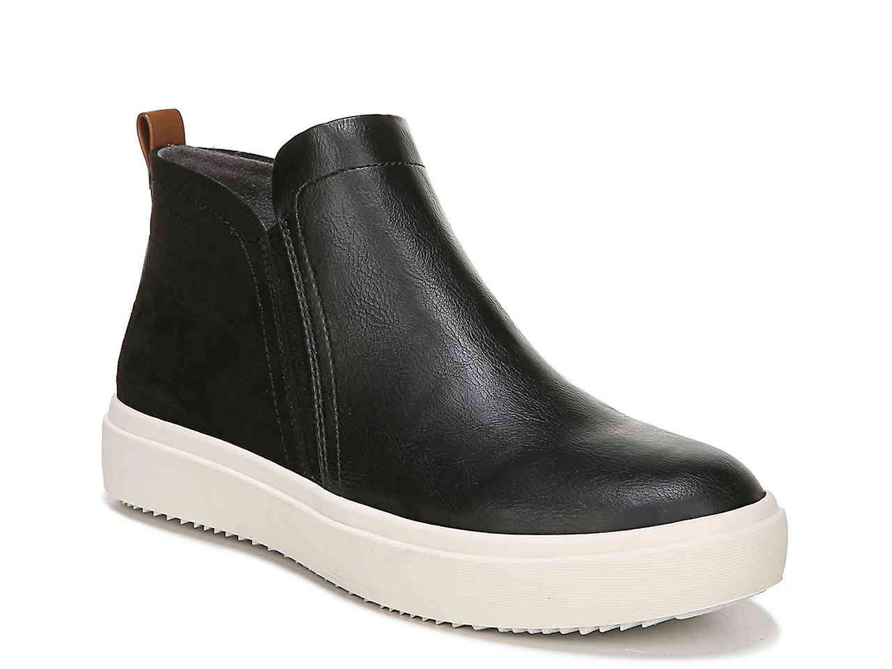 where can i buy tomy takkies