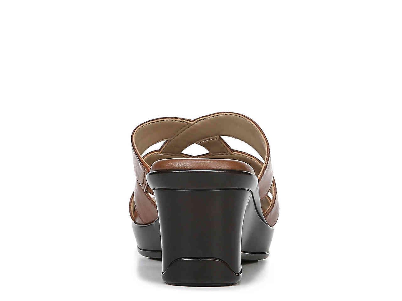naturalizer violet wedge