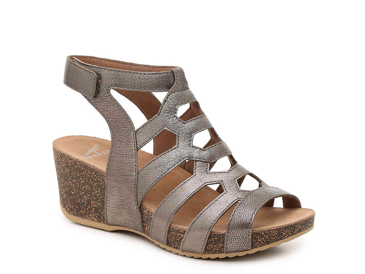 dansko selina wedge