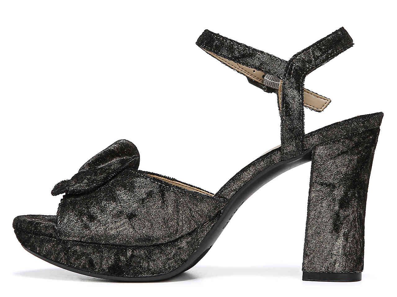 naturalizer adelle platform sandals