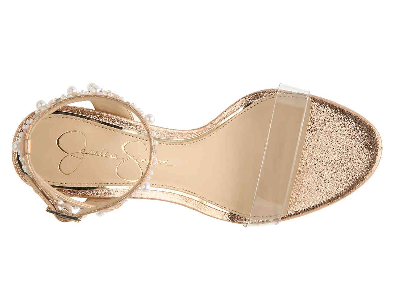 Jessica Simpson Fallisti Sandal in Gold 
