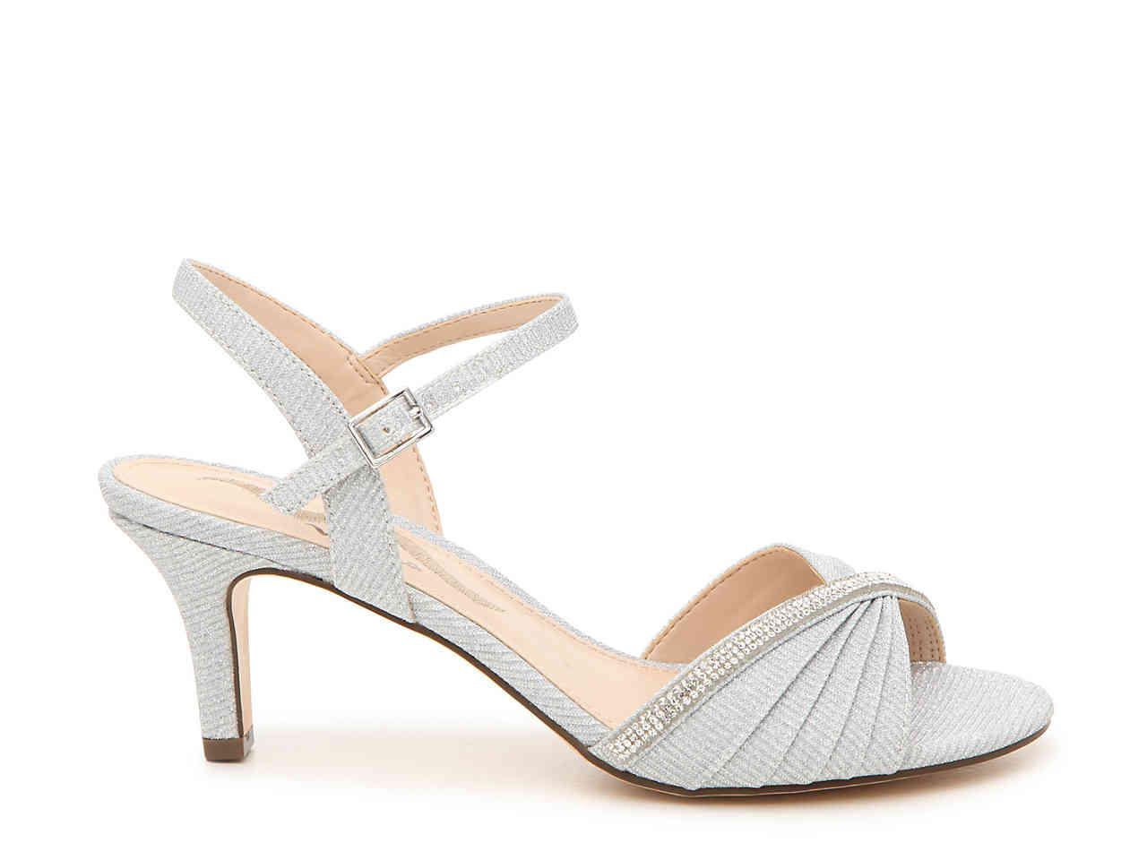 nina nicasia sandal