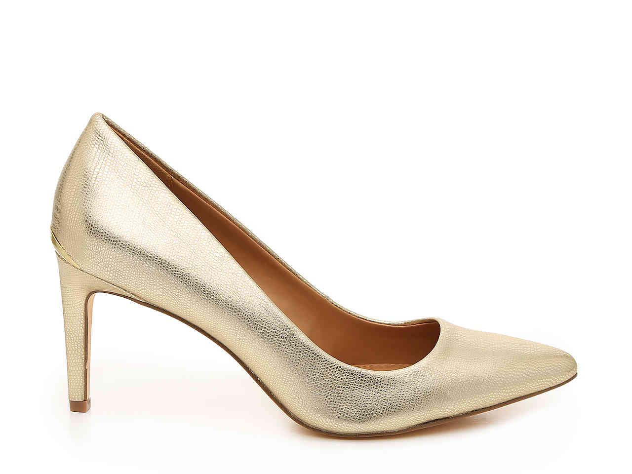 calvin klein kirsten pump gold
