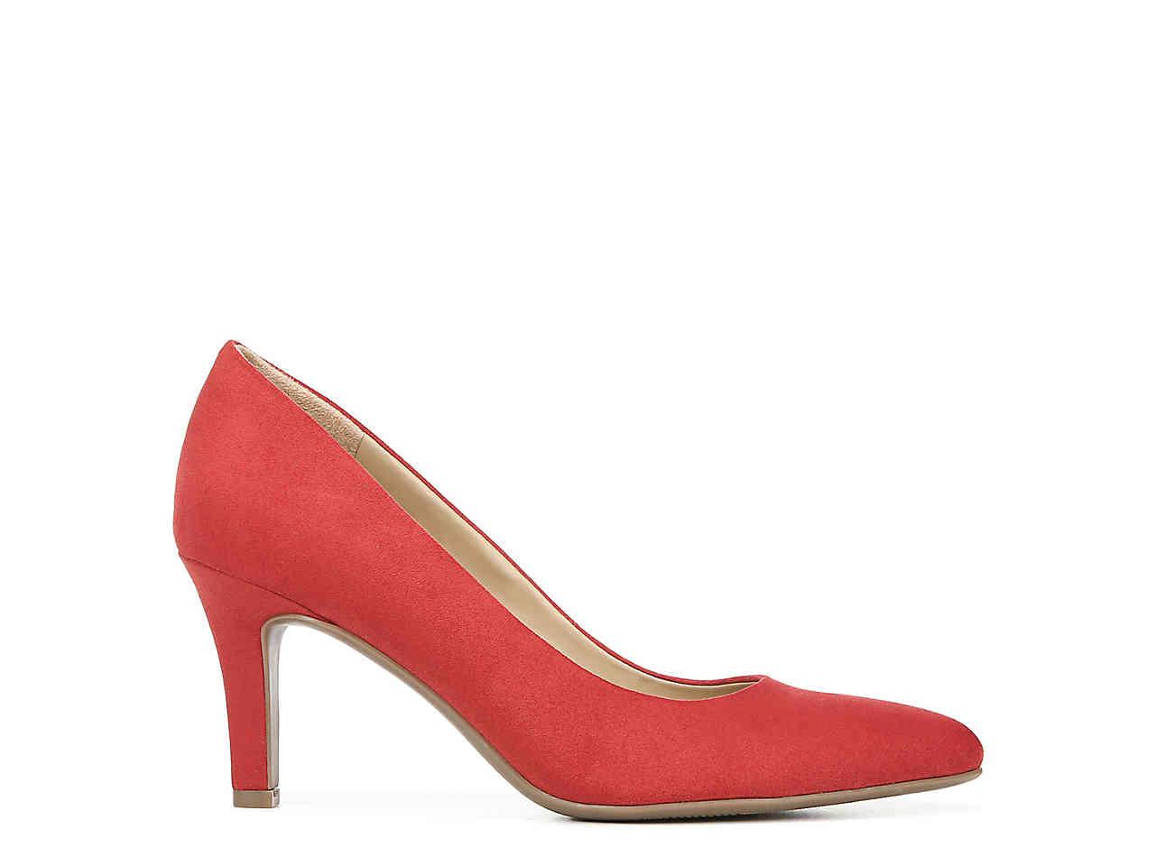 Naturalizer Leather Evie Pump in Red 