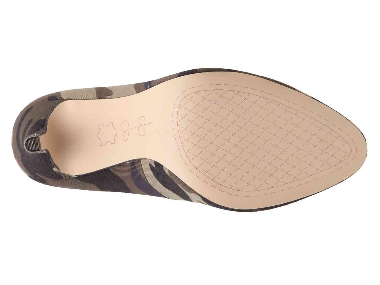 jessica simpson wray pump